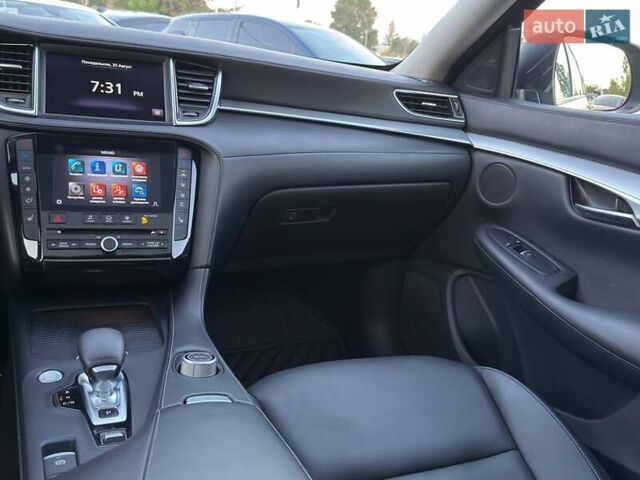 Сірий Інфініті QX50, об'ємом двигуна 2 л та пробігом 43 тис. км за 28500 $, фото 25 на Automoto.ua