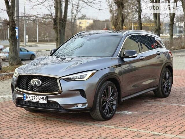 Сірий Інфініті QX50, об'ємом двигуна 2 л та пробігом 69 тис. км за 27900 $, фото 40 на Automoto.ua