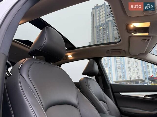 Серый Инфинити QX50, объемом двигателя 2 л и пробегом 57 тыс. км за 28900 $, фото 40 на Automoto.ua