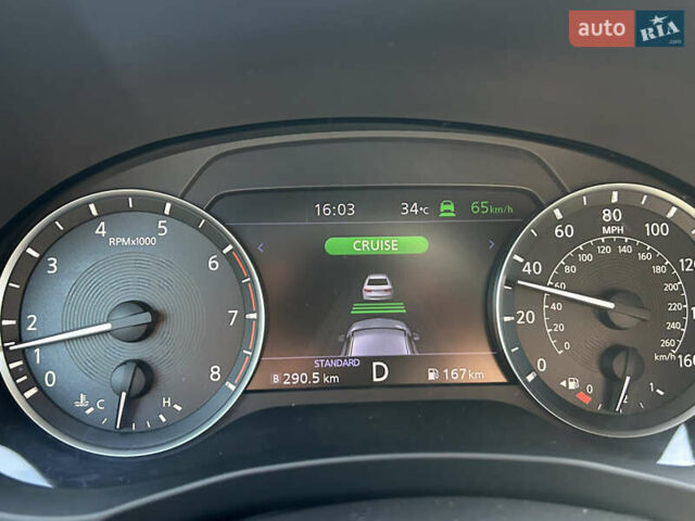 Сірий Інфініті QX50, об'ємом двигуна 2 л та пробігом 80 тис. км за 25400 $, фото 27 на Automoto.ua