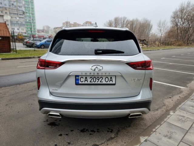 Сірий Інфініті QX50, об'ємом двигуна 2 л та пробігом 57 тис. км за 24700 $, фото 9 на Automoto.ua