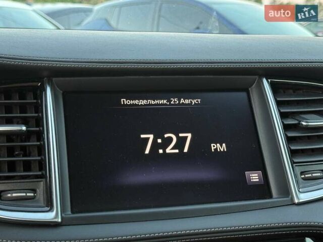 Сірий Інфініті QX50, об'ємом двигуна 2 л та пробігом 43 тис. км за 28500 $, фото 33 на Automoto.ua