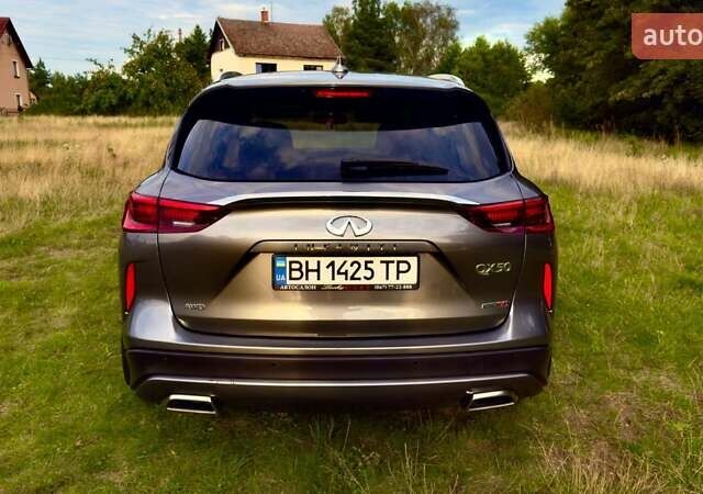 Серый Инфинити QX50, объемом двигателя 2 л и пробегом 45 тыс. км за 29000 $, фото 7 на Automoto.ua