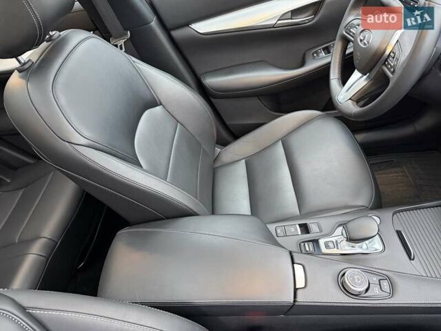 Серый Инфинити QX50, объемом двигателя 2 л и пробегом 57 тыс. км за 28900 $, фото 38 на Automoto.ua