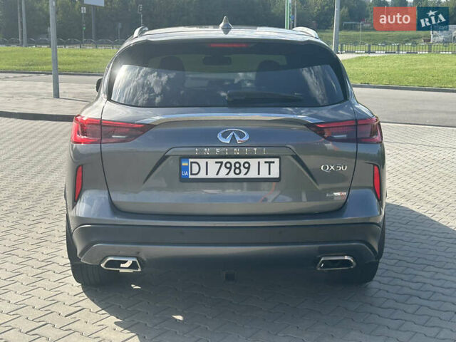 Сірий Інфініті QX50, об'ємом двигуна 2 л та пробігом 80 тис. км за 25400 $, фото 8 на Automoto.ua