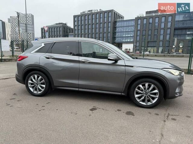 Серый Инфинити QX50, объемом двигателя 2 л и пробегом 57 тыс. км за 28900 $, фото 13 на Automoto.ua