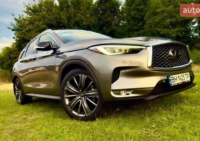 Серый Инфинити QX50, объемом двигателя 2 л и пробегом 45 тыс. км за 29000 $, фото 17 на Automoto.ua