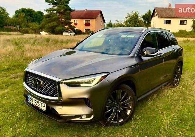 Серый Инфинити QX50, объемом двигателя 2 л и пробегом 45 тыс. км за 29000 $, фото 13 на Automoto.ua
