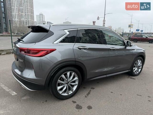 Серый Инфинити QX50, объемом двигателя 2 л и пробегом 57 тыс. км за 28900 $, фото 33 на Automoto.ua