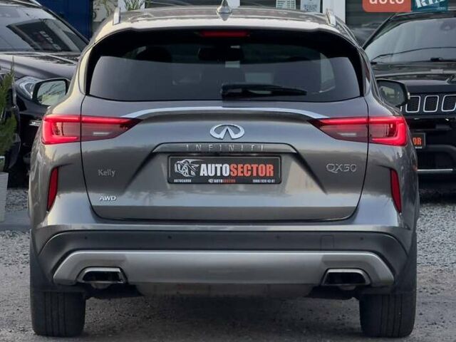 Сірий Інфініті QX50, об'ємом двигуна 2 л та пробігом 43 тис. км за 28500 $, фото 7 на Automoto.ua