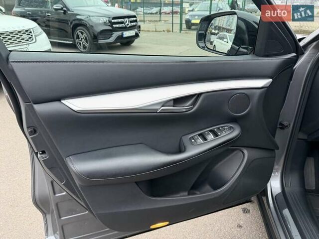 Серый Инфинити QX50, объемом двигателя 2 л и пробегом 57 тыс. км за 28900 $, фото 53 на Automoto.ua