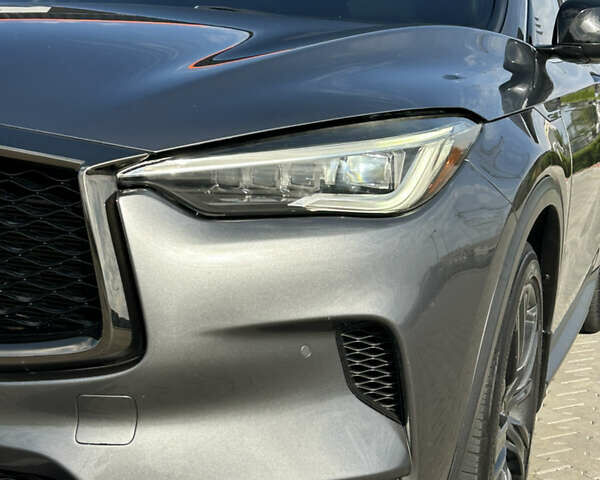 Сірий Інфініті QX50, об'ємом двигуна 2 л та пробігом 80 тис. км за 25400 $, фото 29 на Automoto.ua