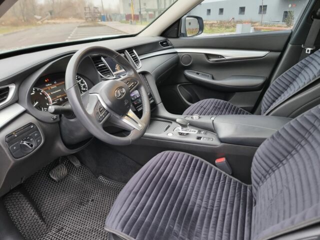 Сірий Інфініті QX50, об'ємом двигуна 2 л та пробігом 57 тис. км за 24700 $, фото 20 на Automoto.ua
