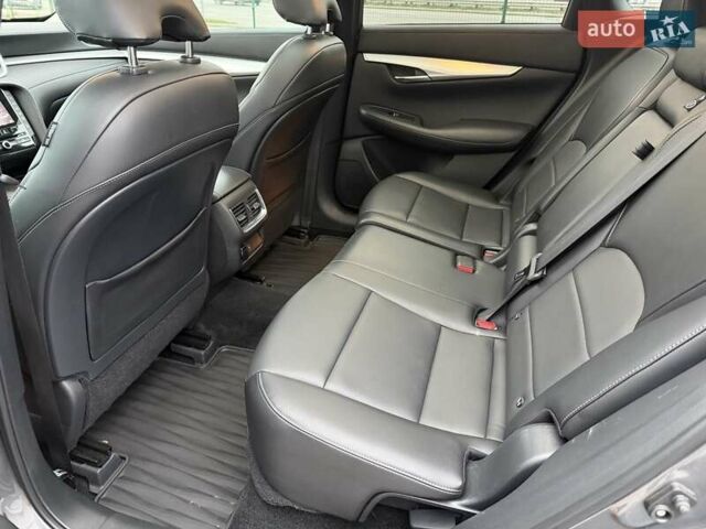 Серый Инфинити QX50, объемом двигателя 2 л и пробегом 57 тыс. км за 28900 $, фото 48 на Automoto.ua