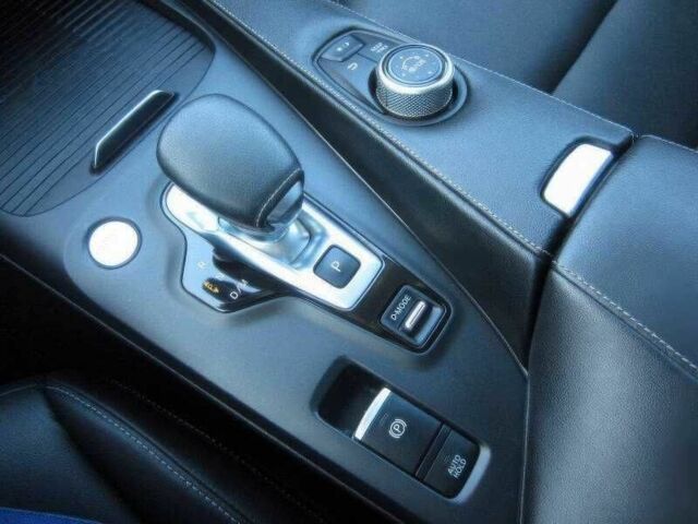 Сірий Інфініті QX50, об'ємом двигуна 2 л та пробігом 67 тис. км за 18000 $, фото 9 на Automoto.ua