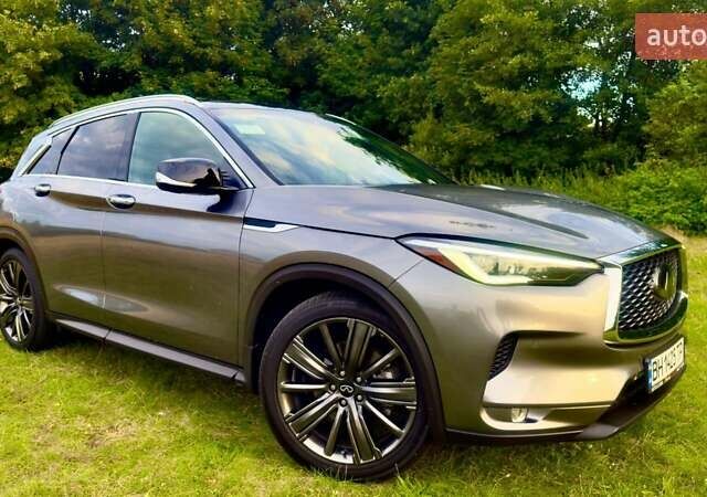Серый Инфинити QX50, объемом двигателя 2 л и пробегом 45 тыс. км за 29000 $, фото 10 на Automoto.ua