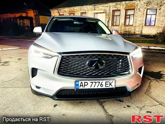 Сірий Інфініті QX50, об'ємом двигуна 2 л та пробігом 68 тис. км за 23300 $, фото 2 на Automoto.ua