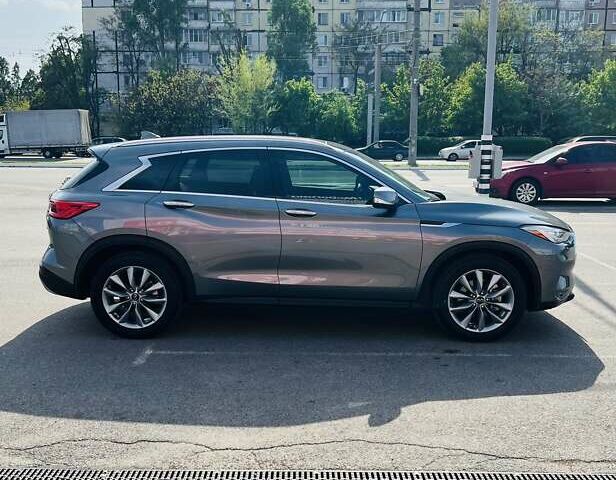 Сірий Інфініті QX50, об'ємом двигуна 2 л та пробігом 82 тис. км за 32700 $, фото 30 на Automoto.ua