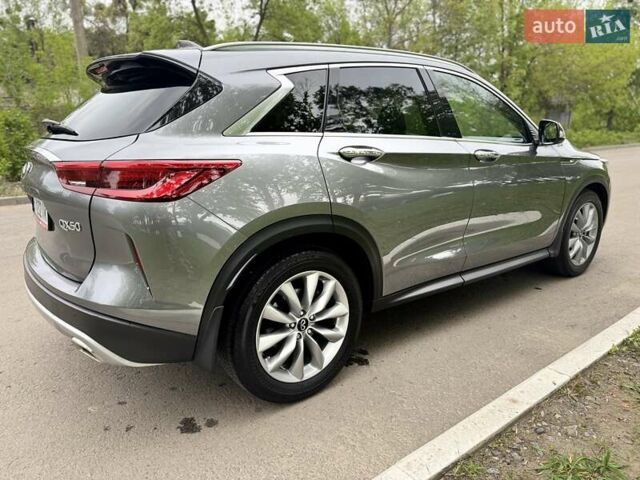 Сірий Інфініті QX50, об'ємом двигуна 1.99 л та пробігом 53 тис. км за 27500 $, фото 24 на Automoto.ua