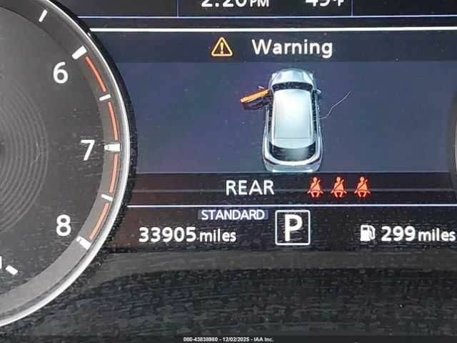 Серый Инфинити QX50, объемом двигателя 2 л и пробегом 52 тыс. км за 6500 $, фото 15 на Automoto.ua