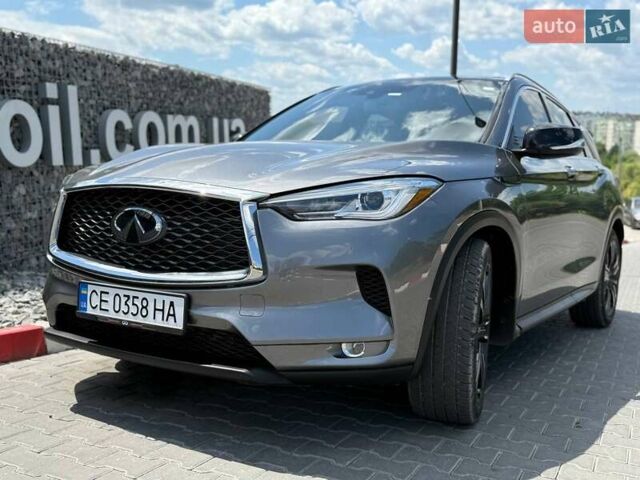 Сірий Інфініті QX50, об'ємом двигуна 2 л та пробігом 77 тис. км за 26300 $, фото 2 на Automoto.ua