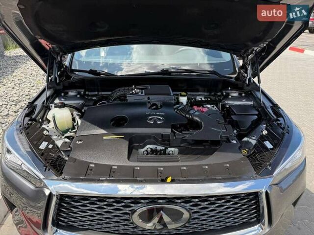 Сірий Інфініті QX50, об'ємом двигуна 2 л та пробігом 77 тис. км за 26300 $, фото 7 на Automoto.ua
