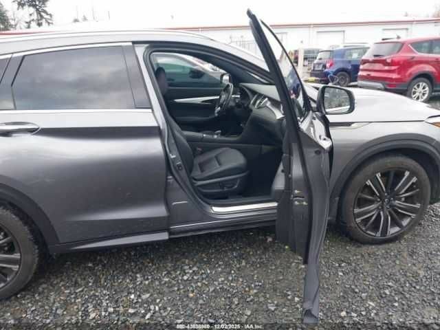 Серый Инфинити QX50, объемом двигателя 2 л и пробегом 52 тыс. км за 6500 $, фото 4 на Automoto.ua