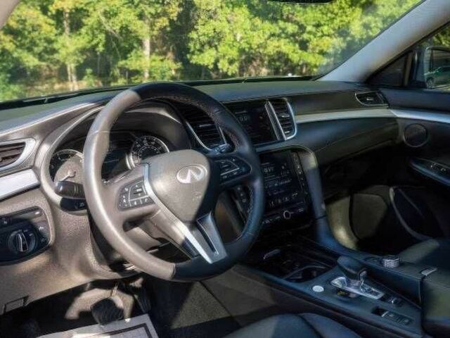 Серый Инфинити QX50, объемом двигателя 2 л и пробегом 45 тыс. км за 6300 $, фото 14 на Automoto.ua