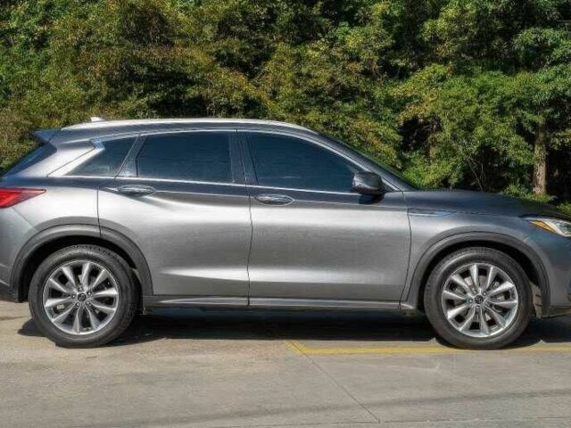 Серый Инфинити QX50, объемом двигателя 2 л и пробегом 45 тыс. км за 6300 $, фото 2 на Automoto.ua