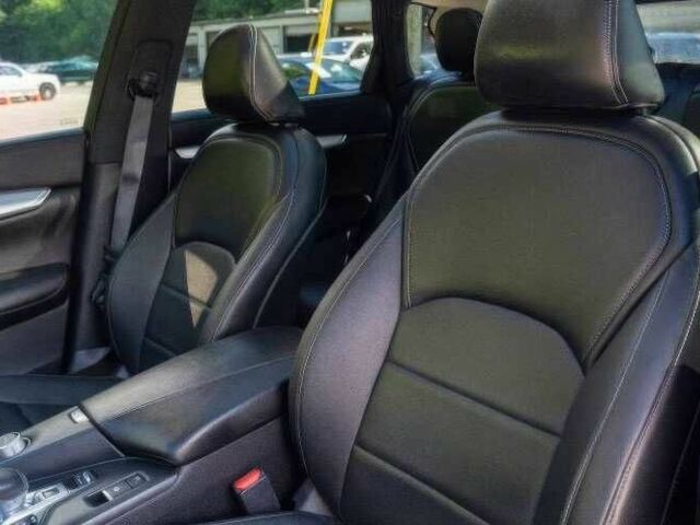 Серый Инфинити QX50, объемом двигателя 2 л и пробегом 45 тыс. км за 6300 $, фото 13 на Automoto.ua