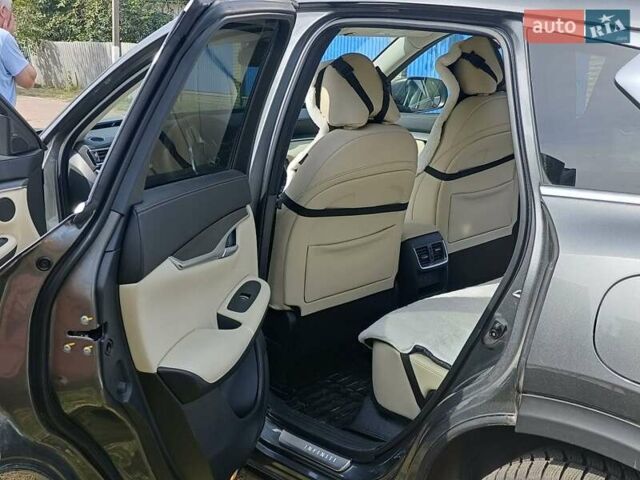 Серый Инфинити QX50, объемом двигателя 2 л и пробегом 28 тыс. км за 29900 $, фото 15 на Automoto.ua