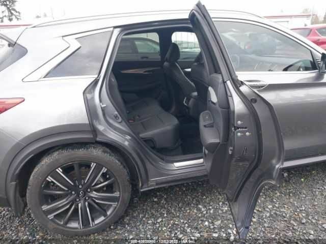 Серый Инфинити QX50, объемом двигателя 2 л и пробегом 52 тыс. км за 6500 $, фото 7 на Automoto.ua