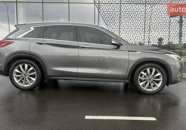 Серый Инфинити QX50, объемом двигателя 2 л и пробегом 117 тыс. км за 31000 $, фото 10 на Automoto.ua