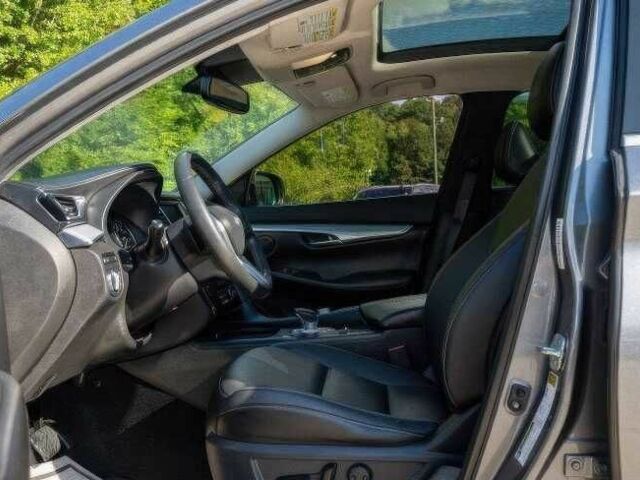 Серый Инфинити QX50, объемом двигателя 2 л и пробегом 45 тыс. км за 6300 $, фото 12 на Automoto.ua