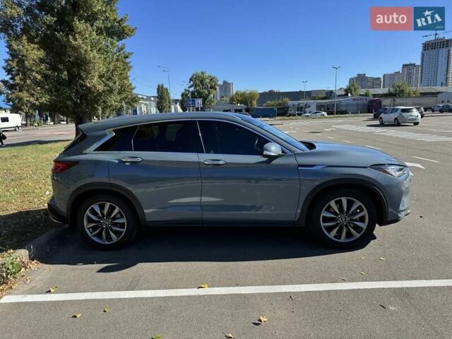 Сірий Інфініті QX50, об'ємом двигуна 2 л та пробігом 83 тис. км за 29500 $, фото 2 на Automoto.ua