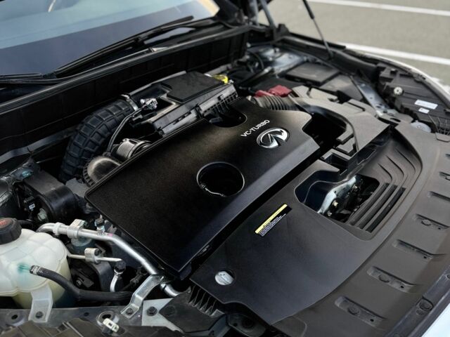 Серый Инфинити QX50, объемом двигателя 2 л и пробегом 18 тыс. км за 27500 $, фото 17 на Automoto.ua