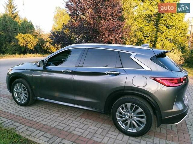 Сірий Інфініті QX50, об'ємом двигуна 2 л та пробігом 12 тис. км за 29500 $, фото 9 на Automoto.ua