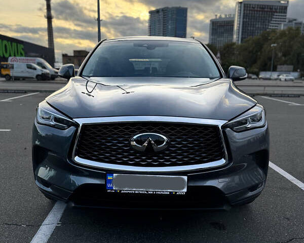 Серый Инфинити QX50, объемом двигателя 2 л и пробегом 18 тыс. км за 27500 $, фото 6 на Automoto.ua