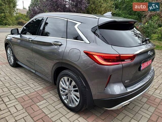 Серый Инфинити QX50, объемом двигателя 2 л и пробегом 51 тыс. км за 24500 $, фото 23 на Automoto.ua
