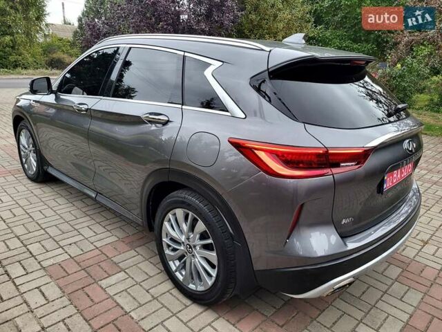 Серый Инфинити QX50, объемом двигателя 2 л и пробегом 51 тыс. км за 24500 $, фото 22 на Automoto.ua