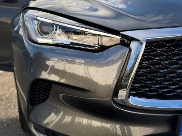Серый Инфинити QX50, объемом двигателя 2 л и пробегом 18 тыс. км за 27500 $, фото 9 на Automoto.ua