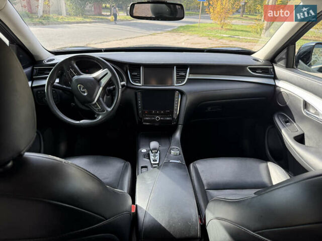 Синій Інфініті QX50, об'ємом двигуна 2 л та пробігом 18 тис. км за 30000 $, фото 19 на Automoto.ua