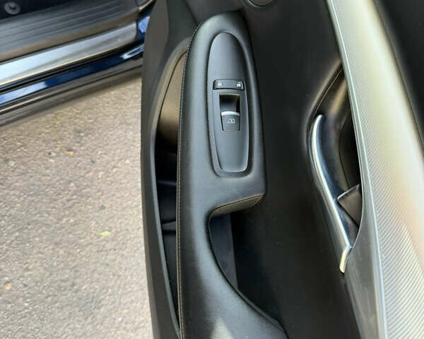 Синій Інфініті QX50, об'ємом двигуна 2 л та пробігом 18 тис. км за 30000 $, фото 14 на Automoto.ua