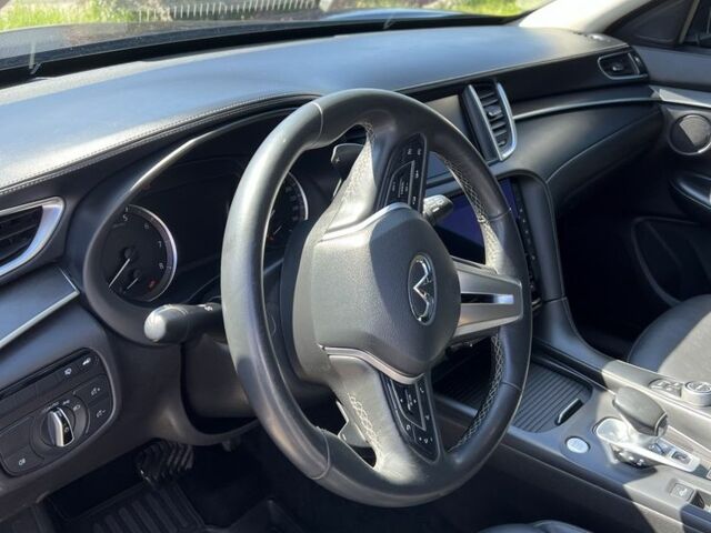 Синій Інфініті QX50, об'ємом двигуна 2 л та пробігом 148 тис. км за 23000 $, фото 9 на Automoto.ua