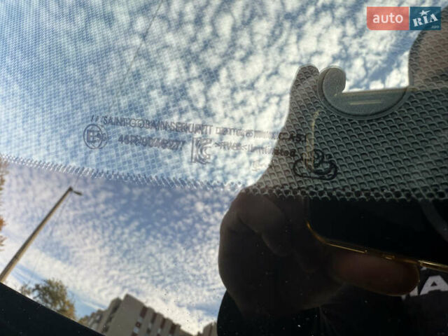 Синій Інфініті QX50, об'ємом двигуна 2 л та пробігом 18 тис. км за 30000 $, фото 22 на Automoto.ua