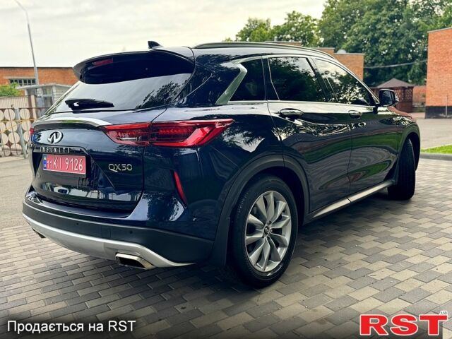 Синій Інфініті QX50, об'ємом двигуна 2 л та пробігом 57 тис. км за 19950 $, фото 3 на Automoto.ua