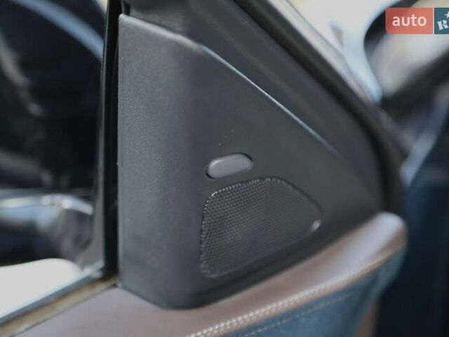 Синий Инфинити QX50, объемом двигателя 1.99 л и пробегом 43 тыс. км за 26000 $, фото 6 на Automoto.ua