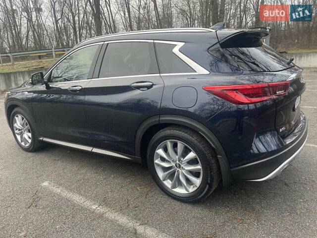 Синий Инфинити QX50, объемом двигателя 2 л и пробегом 77 тыс. км за 23499 $, фото 4 на Automoto.ua