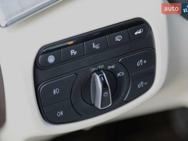 Синий Инфинити QX50, объемом двигателя 1.99 л и пробегом 43 тыс. км за 26000 $, фото 23 на Automoto.ua