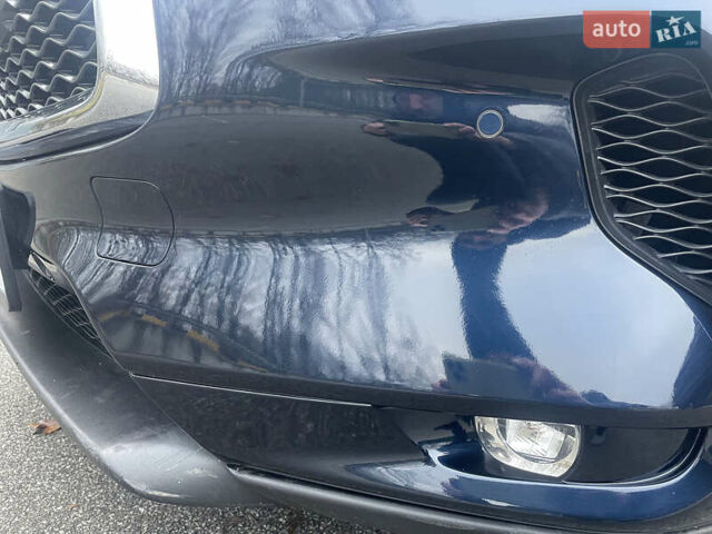 Синий Инфинити QX50, объемом двигателя 2 л и пробегом 77 тыс. км за 23499 $, фото 12 на Automoto.ua